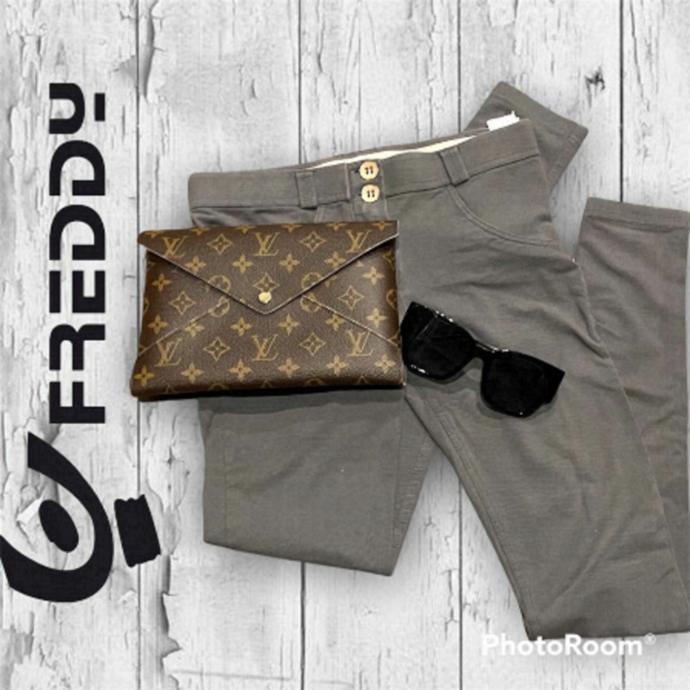 𝅺Like New Freddy Pants​​​